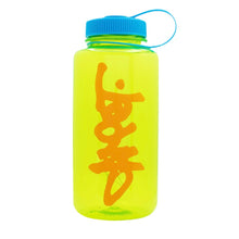 Load image into Gallery viewer, Carpet &quot;Naglene&quot; Bottle // Assorted
