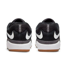 Load image into Gallery viewer, Nike SB &quot;Ishod&quot; // Black/White
